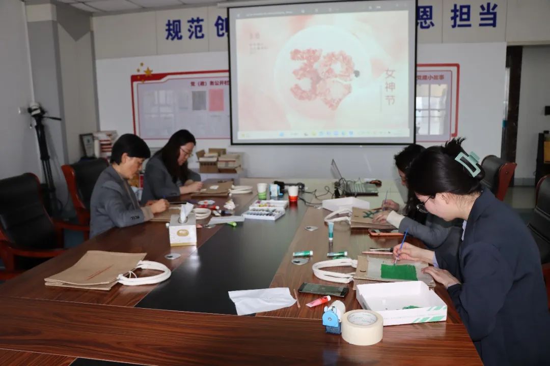 1678180780401013.jpg 1678180780401013.jpg